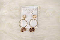 Canvas Banner M Pearl Cluster Hoop Earrings