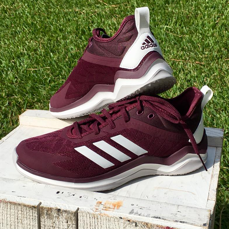 adidas la trainer maroon